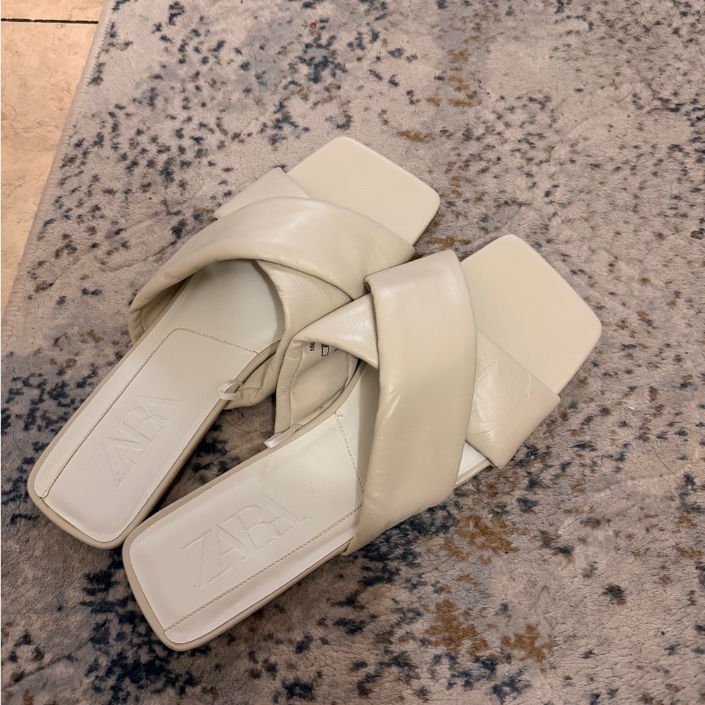 Zara Women's Off-White Sandals